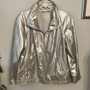 Zenergy Funnel Neck Zip Front Silver Light Weight Rain Jacket Chico’s size 2